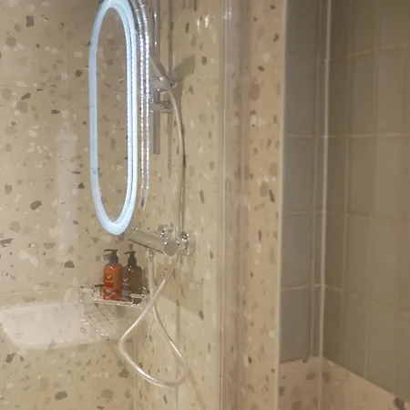 בית הארחה Queens Head & Restaurant הוקסהד