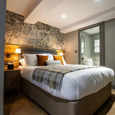 Queens Head & Restaurant