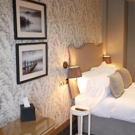 Queens Head & Restaurant