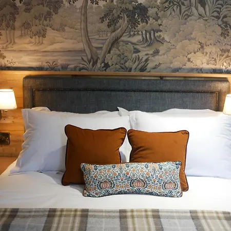 Guest house Queens Head & Restaurant 4*