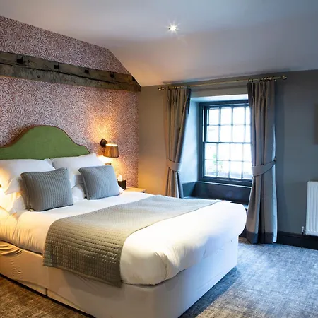 Guest house Queens Head & Restaurant 4*