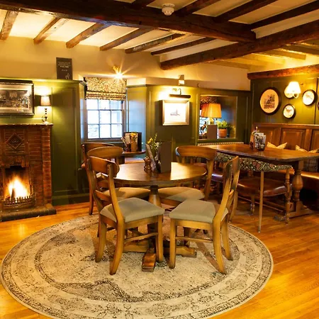 Guest house Queens Head & Restaurant 4*
