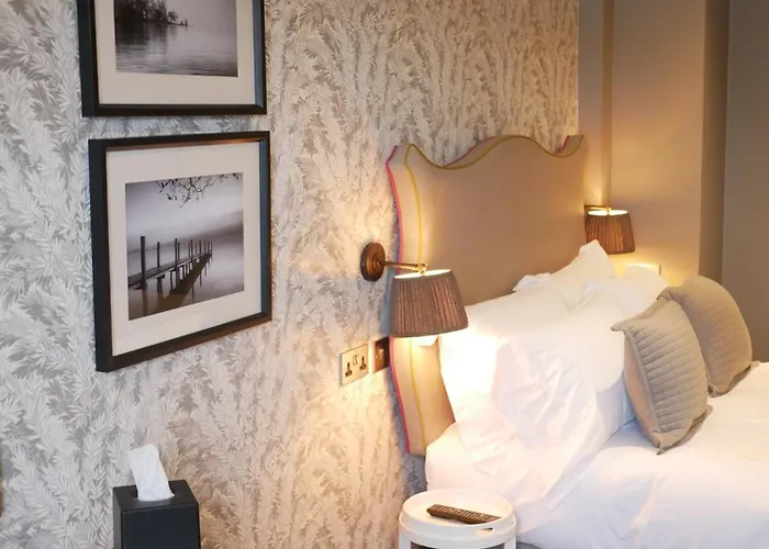 Queens Head & Restaurant