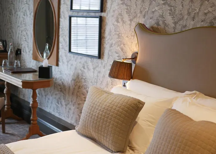 Queens Head & Restaurant Guest house