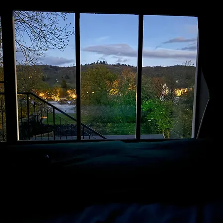 Queens Head & Restaurant Gæstehus Hawkshead