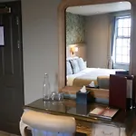 Гостевой дом Queens Head & Restaurant 4*